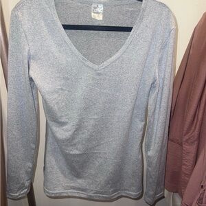 Classic V-Neck Long Sleeve Top - Light Gray
